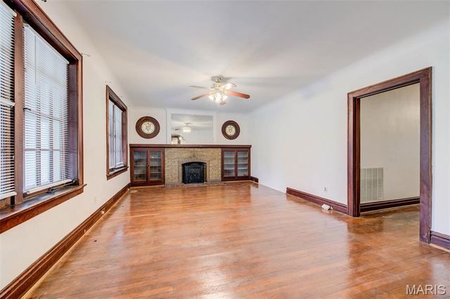 8644 Church Road, St Louis, MO 63147