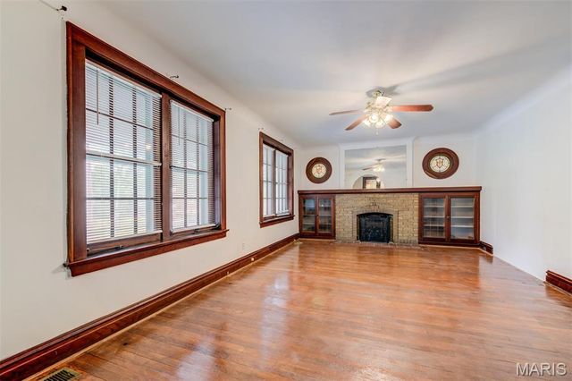 8644 Church Road, St Louis, MO 63147