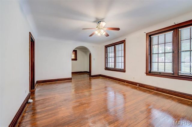 8644 Church Road, St Louis, MO 63147