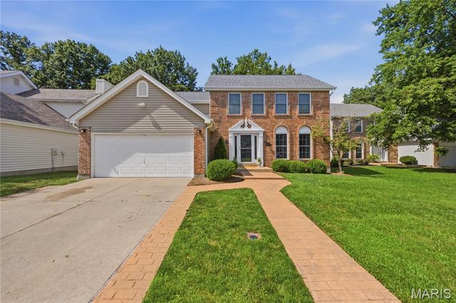 801 Dogwood Grove Court, Ellisville, MO 63021