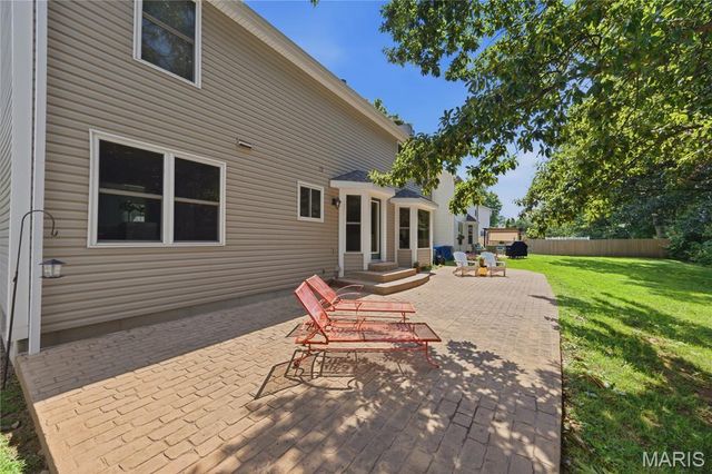 801 Dogwood Grove Court, Ellisville, MO 63021