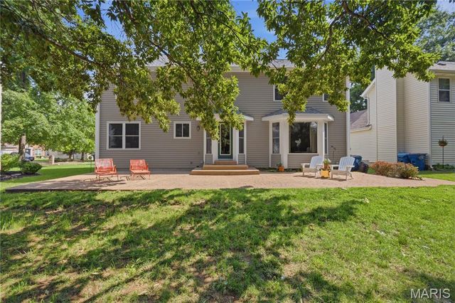801 Dogwood Grove Court, Ellisville, MO 63021