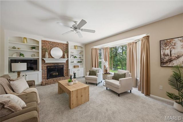 801 Dogwood Grove Court, Ellisville, MO 63021