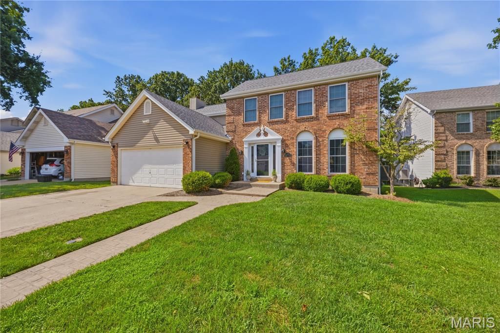 801 Dogwood Grove Court, Ellisville, MO 63021