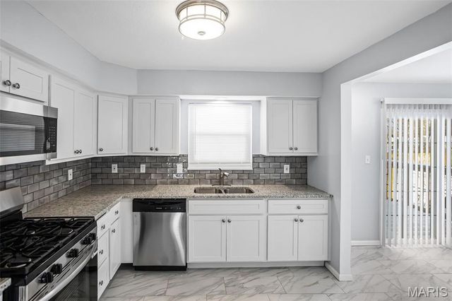 28 Fox Meadow Lane, Cahokia, IL 62206