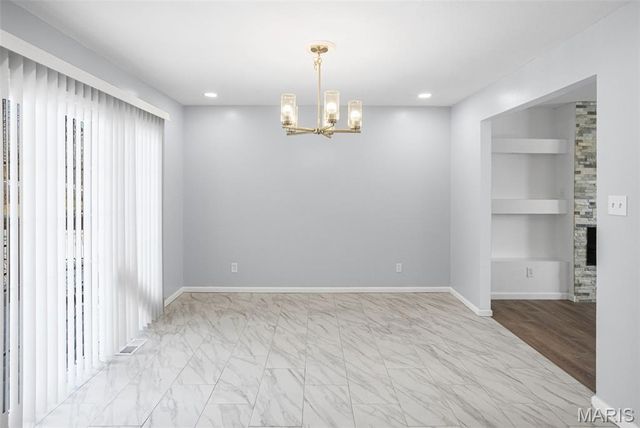 28 Fox Meadow Lane, Cahokia, IL 62206