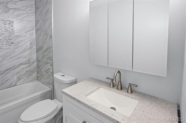 28 Fox Meadow Lane, Cahokia, IL 62206