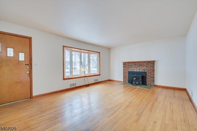 2206 Murray Ave, South Plainfield Boro, NJ 07080