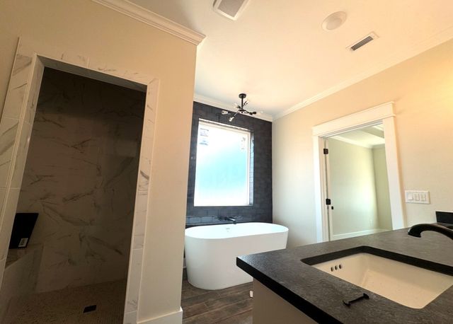14713 Woodland Creek Drive, Tyler, TX 75706