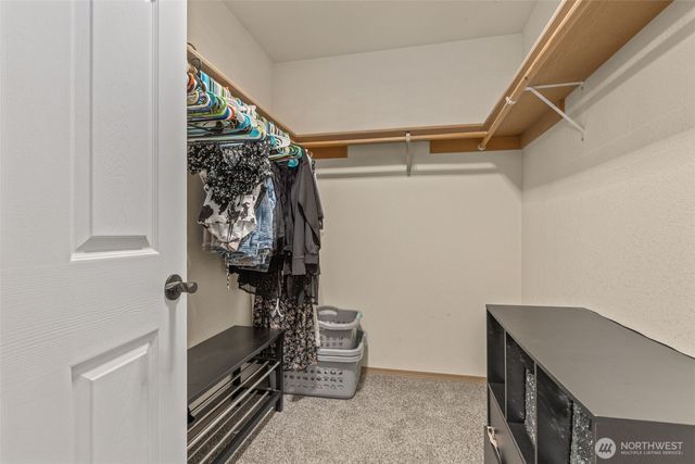 10205 216th Avenue E, Bonney Lake, WA 98391