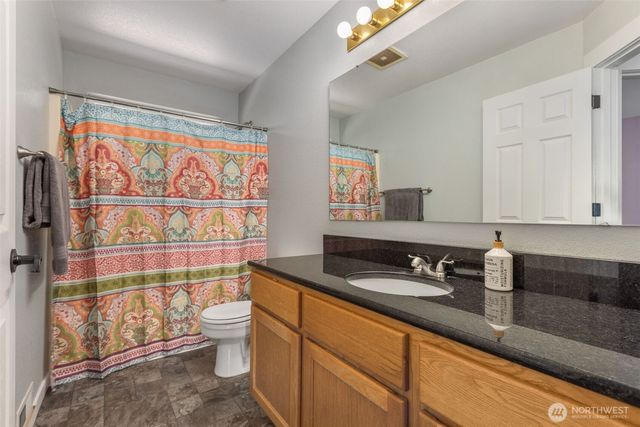 10205 216th Avenue E, Bonney Lake, WA 98391
