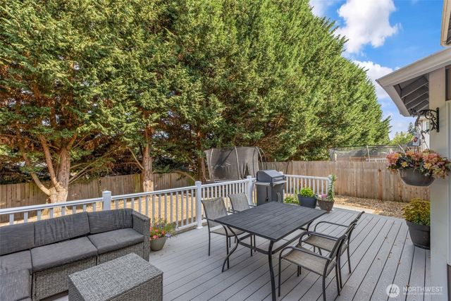 10205 216th Avenue E, Bonney Lake, WA 98391