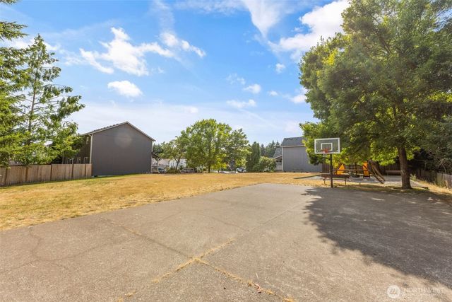 10205 216th Avenue E, Bonney Lake, WA 98391