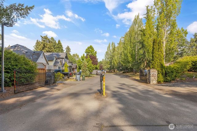10205 216th Avenue E, Bonney Lake, WA 98391