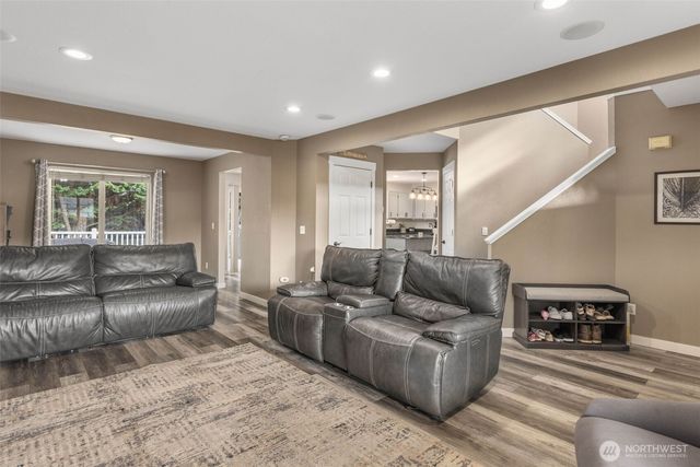 10205 216th Avenue E, Bonney Lake, WA 98391