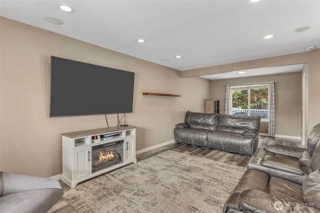 10205 216th Avenue E, Bonney Lake, WA 98391