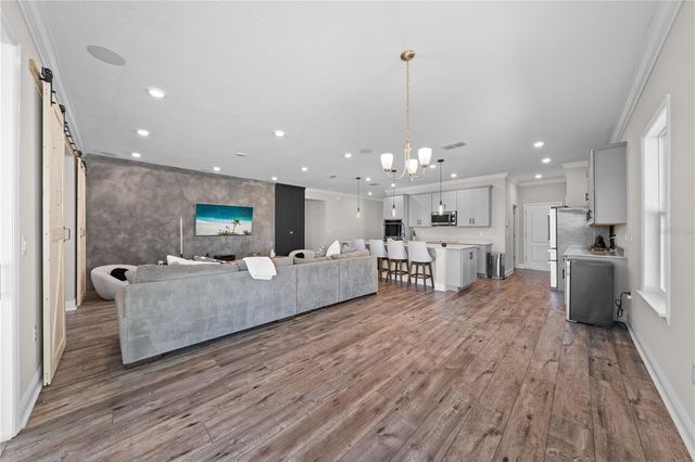 31041 JAZZ LEAF PLACE, San Antonio, FL 33576