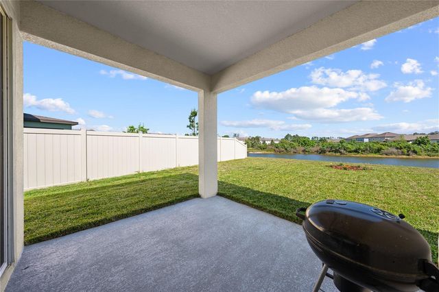 31041 JAZZ LEAF PLACE, San Antonio, FL 33576