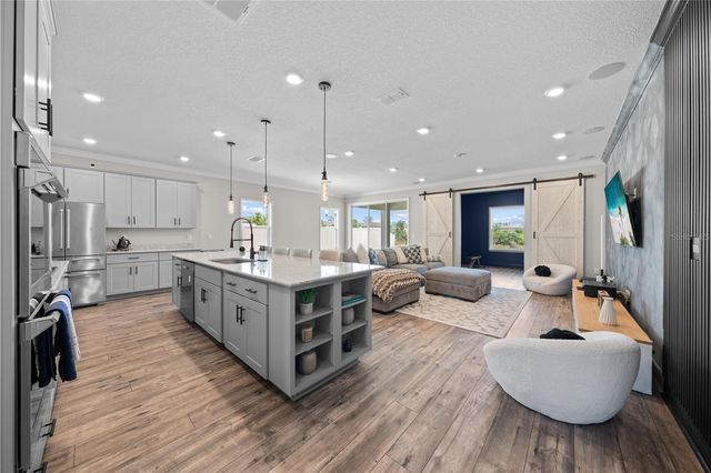 31041 JAZZ LEAF PLACE, San Antonio, FL 33576