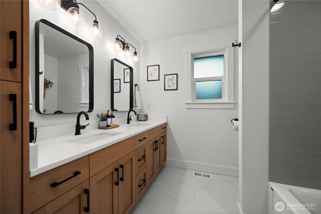 1594 Farmview Terrace, Lynden, WA 98264