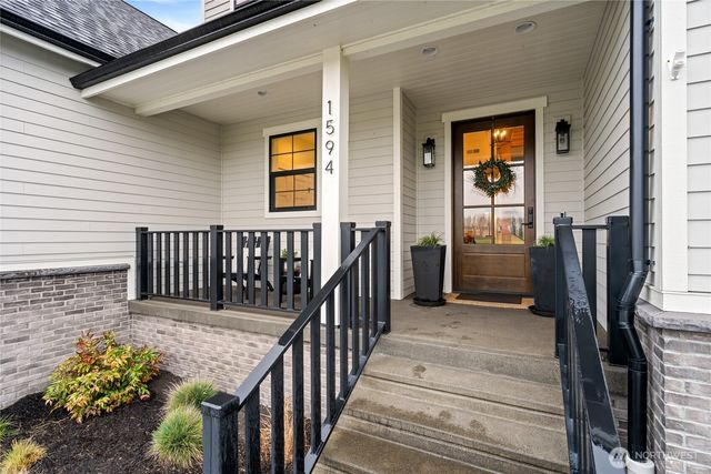 1594 Farmview Terrace, Lynden, WA 98264