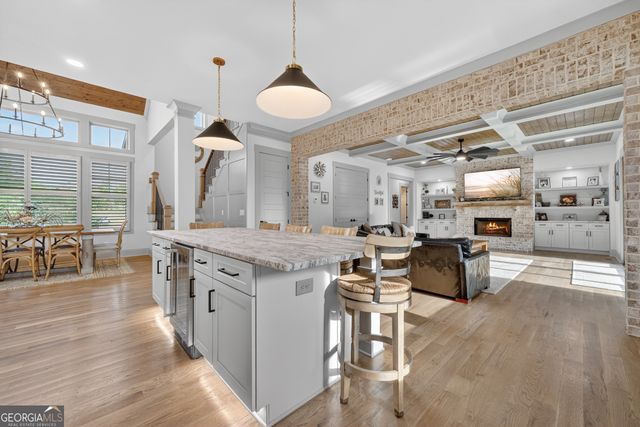 4726 Crestview Way, Flowery Branch, GA 30542