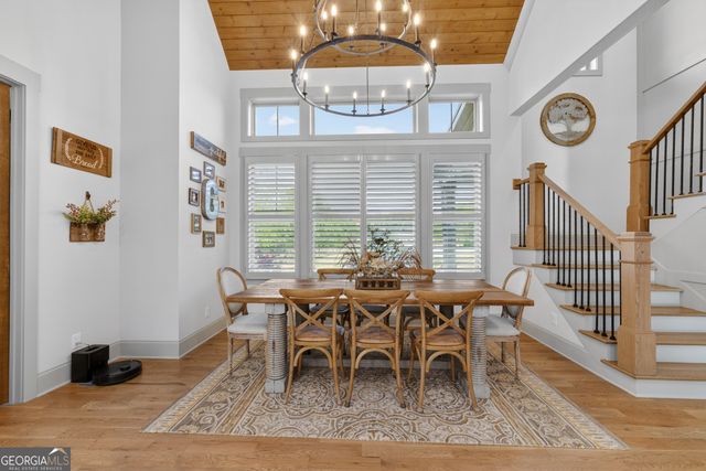 4726 Crestview Way, Flowery Branch, GA 30542