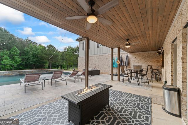 4726 Crestview Way, Flowery Branch, GA 30542