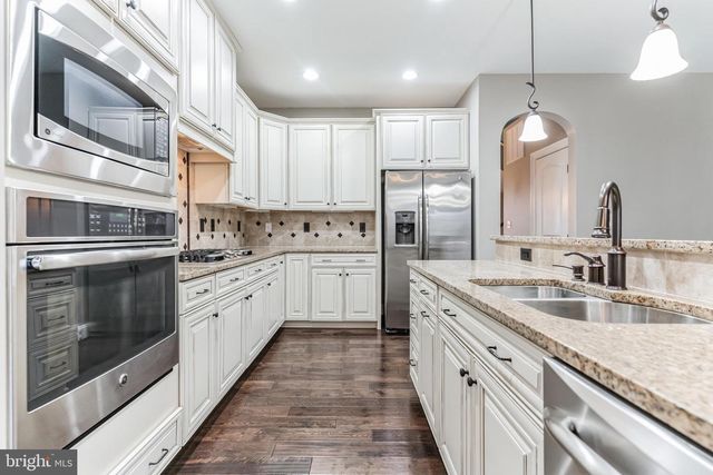 4927 COLLINGTONS BOUNTY DR, Bowie, MD 20720