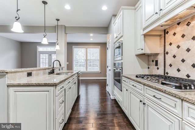 4927 COLLINGTONS BOUNTY DR, Bowie, MD 20720