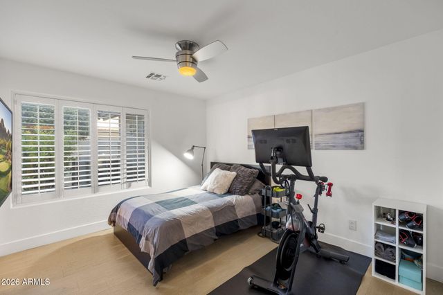 2682 W CARLA VISTA Drive, Chandler, AZ 85224