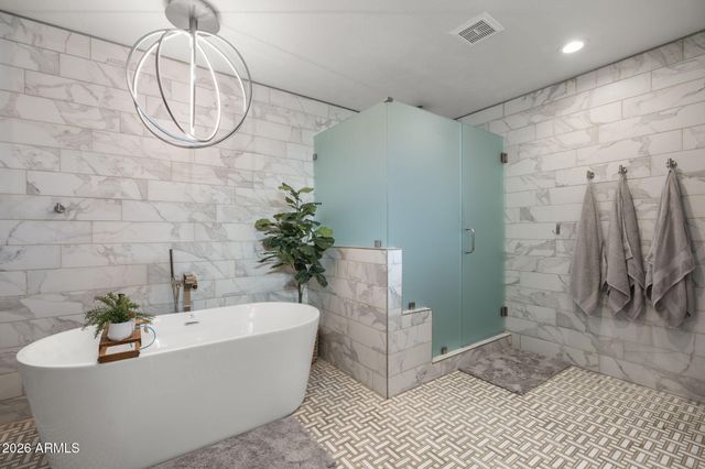 2682 W CARLA VISTA Drive, Chandler, AZ 85224
