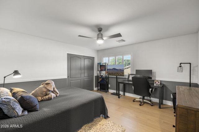 2682 W CARLA VISTA Drive, Chandler, AZ 85224