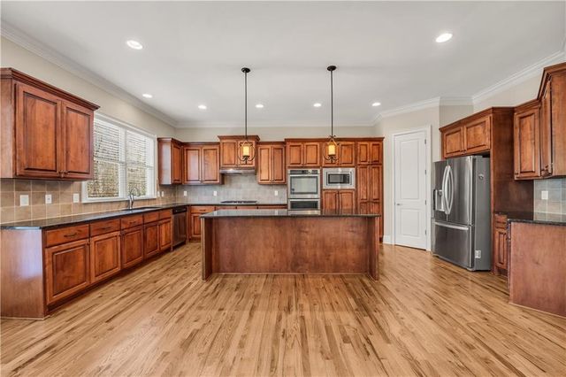 7855 Royal Melbourne Way, Duluth, GA 30097