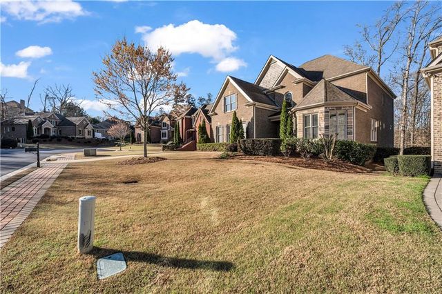 7855 Royal Melbourne Way, Duluth, GA 30097