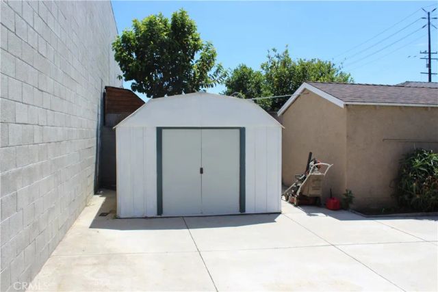 10624 S Burl, Inglewood, CA 90304