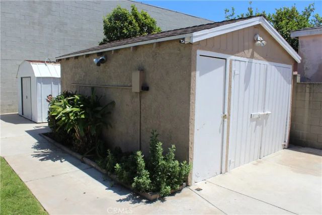 10624 S Burl, Inglewood, CA 90304