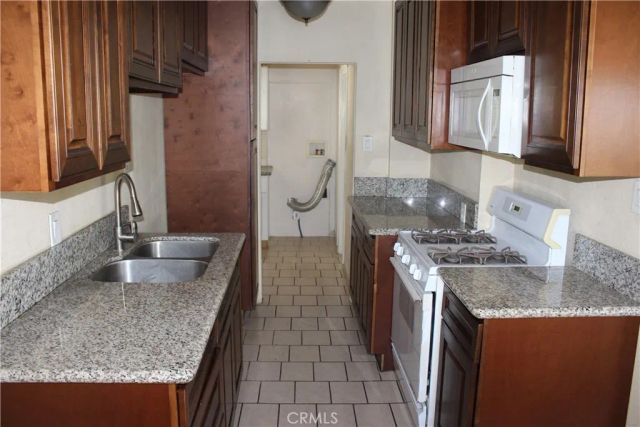 10624 S Burl, Inglewood, CA 90304