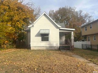 1816 N UNDERHILL Street, Peoria, IL 61604