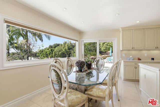 1831 Loma Vista Drive, Beverly Hills, CA 90210