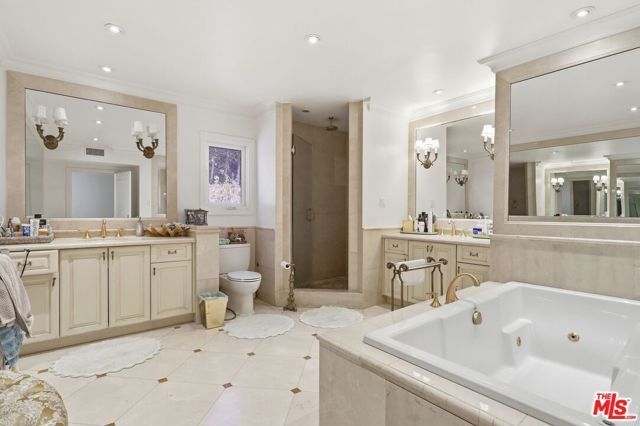 1831 Loma Vista Drive, Beverly Hills, CA 90210