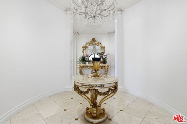 1831 Loma Vista Drive, Beverly Hills, CA 90210