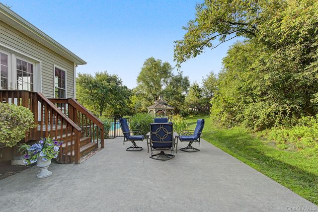 125 Frost Hill Road, Pleasant Valley, NY 12569