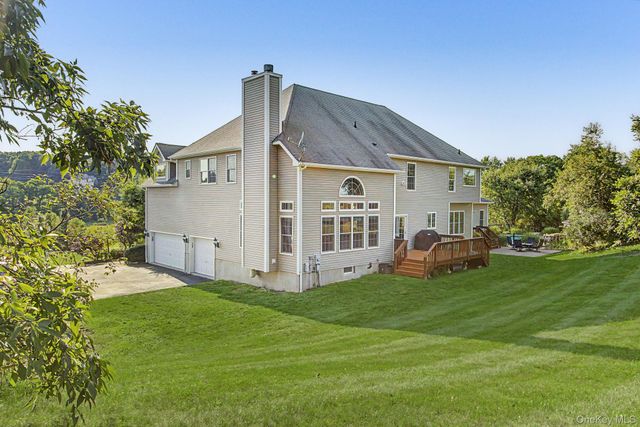 125 Frost Hill Road, Pleasant Valley, NY 12569