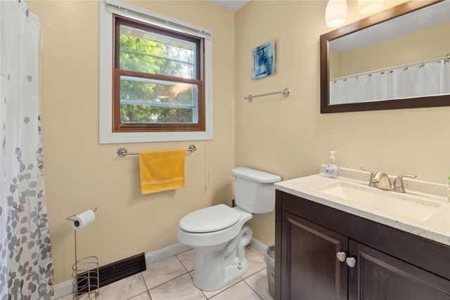 5633 SUNNYBROOK Drive, Girard, PA 16417