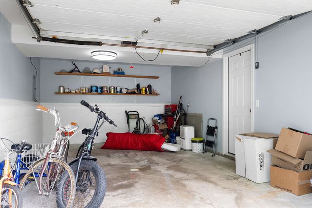 5633 SUNNYBROOK Drive, Girard, PA 16417