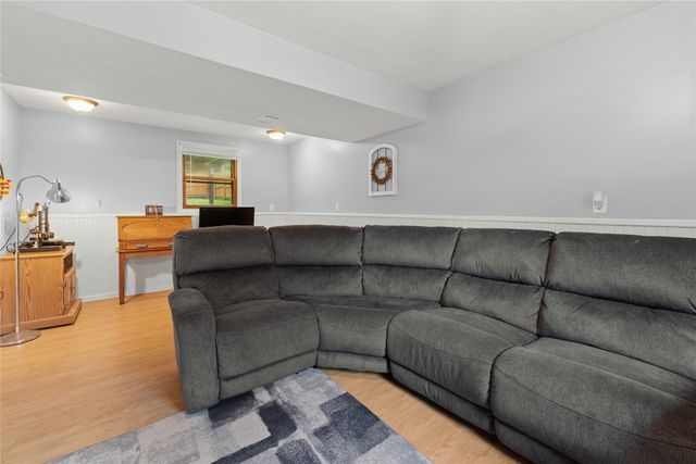 5633 SUNNYBROOK Drive, Girard, PA 16417