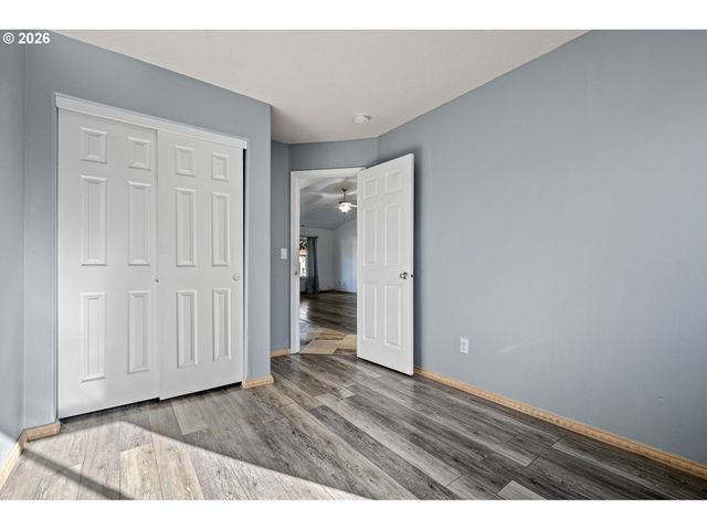 1850 BECCA Ct, Albany, OR 97322