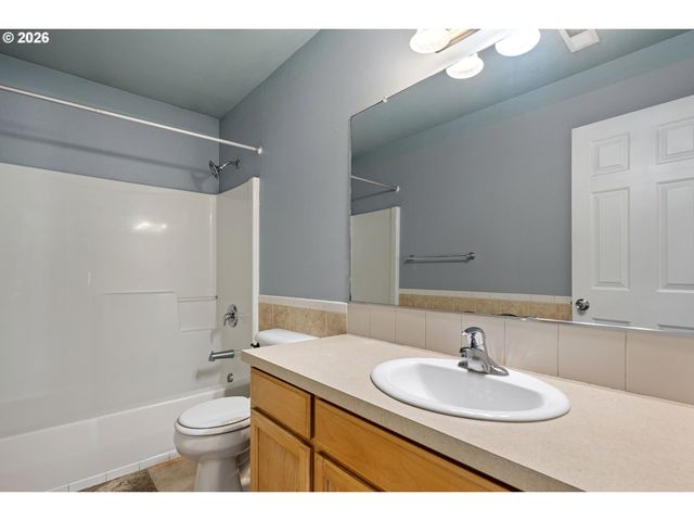 1850 BECCA Ct, Albany, OR 97322