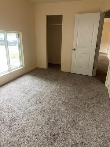 9817 NE 10th Street, Midwest City, OK 73130